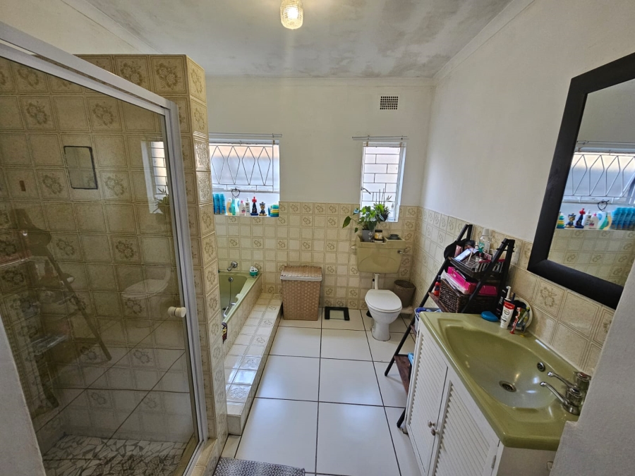 To Let 3 Bedroom Property for Rent in Blomtuin Western Cape